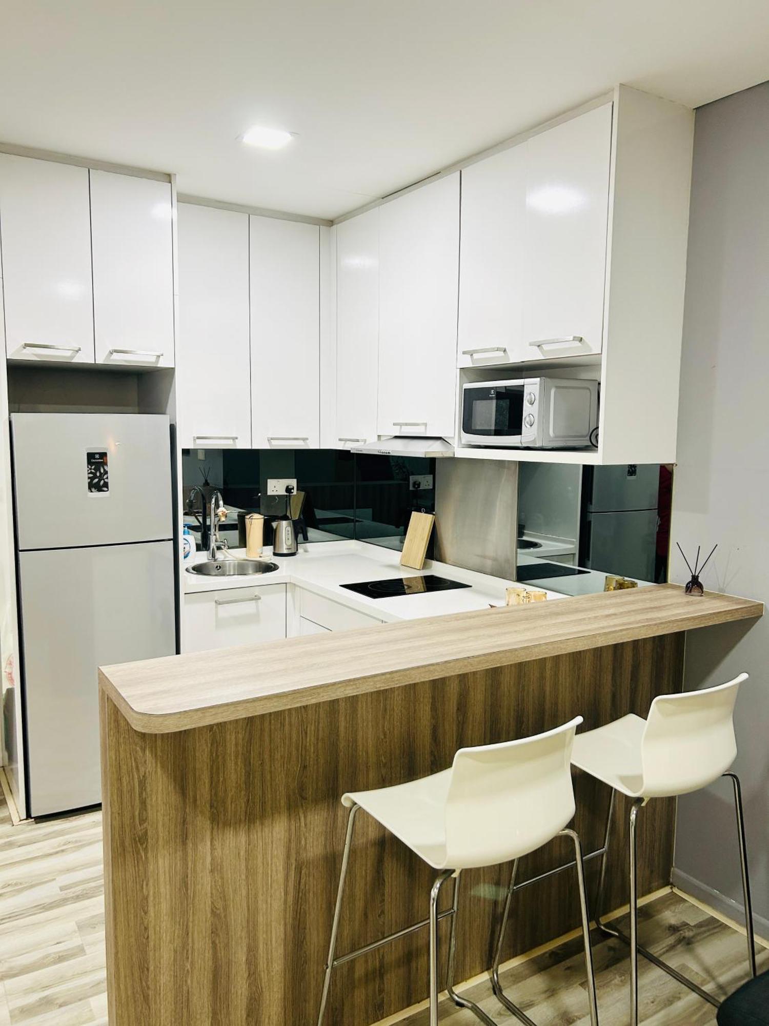 Summer Suites Klcc By Impexia กัวลาลัมเปอร์ ภายนอก รูปภาพ